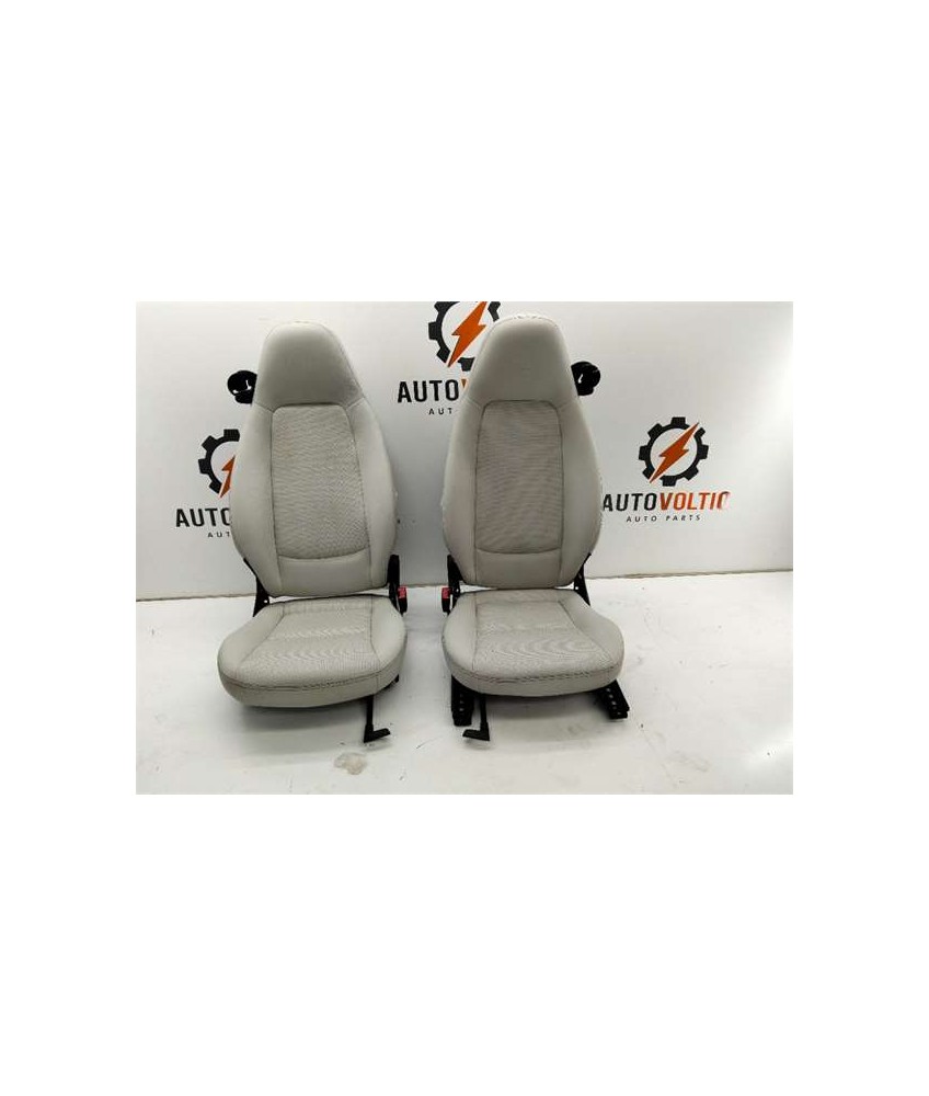 Asiento Delantero Derecho