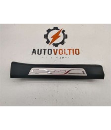 Moldura Puerta Trasera Derecha