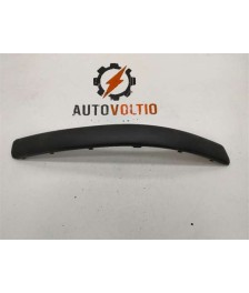 Moldura Paragolpes Delantero Derecha