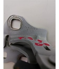 Bisagra Inferior Puerta Delantera Derecha