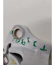 Bisagra Inferior Puerta Trasera Derecha