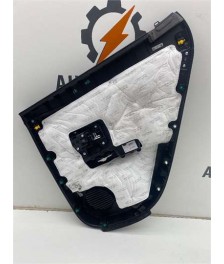 Guarnecido Puerta Trasera Izquierda
