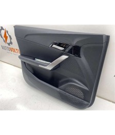 Guarnecido Puerta Delantera Izquierda
