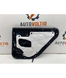 Guarnecido Puerta Trasera Izquierda