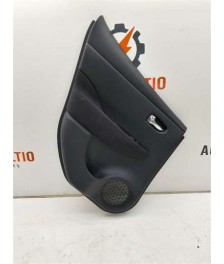 Guarnecido Puerta Trasera Izquierda