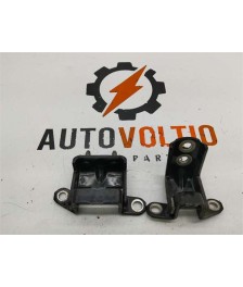 Bisagra Superior Puerta Trasera Derecha