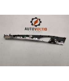 Guarnecido Puerta Delantera Derecha