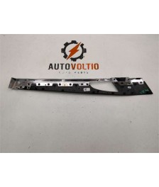 Guarnecido Puerta Delantera Izquierda
