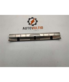 Moldura Porton Trasero