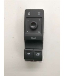 Botonera Puerta Delantera Izquierda