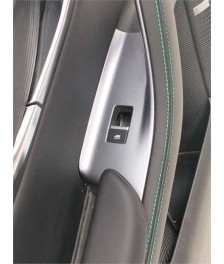 Guarnecido Puerta Trasera Izquierda