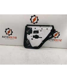 Guarnecido Puerta Trasera Izquierda