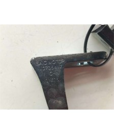 Bisagra Superior Puerta Delantera Izquierda
