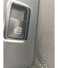 Guarnecido Puerta Trasera Derecha