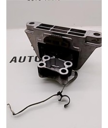 Soporte Derecho Motor