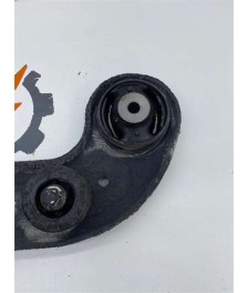 Brazo Centro Suspension Trasera Derecha