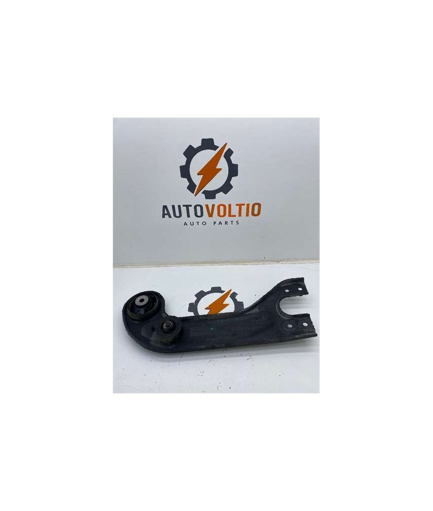 Brazo Centro Suspension Trasers Izquierda