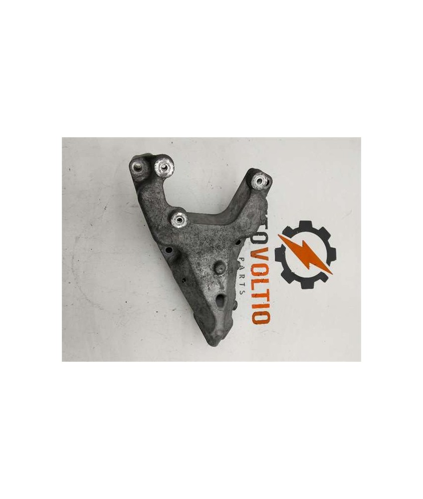 Soporte Derecho Motor