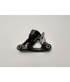 Soporte izquierdo motor