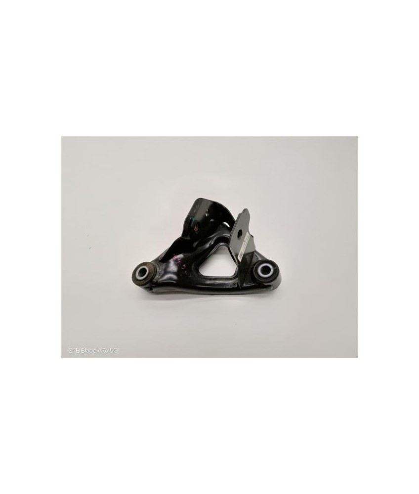 Soporte izquierdo motor