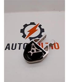 Soporte izquierdo motor