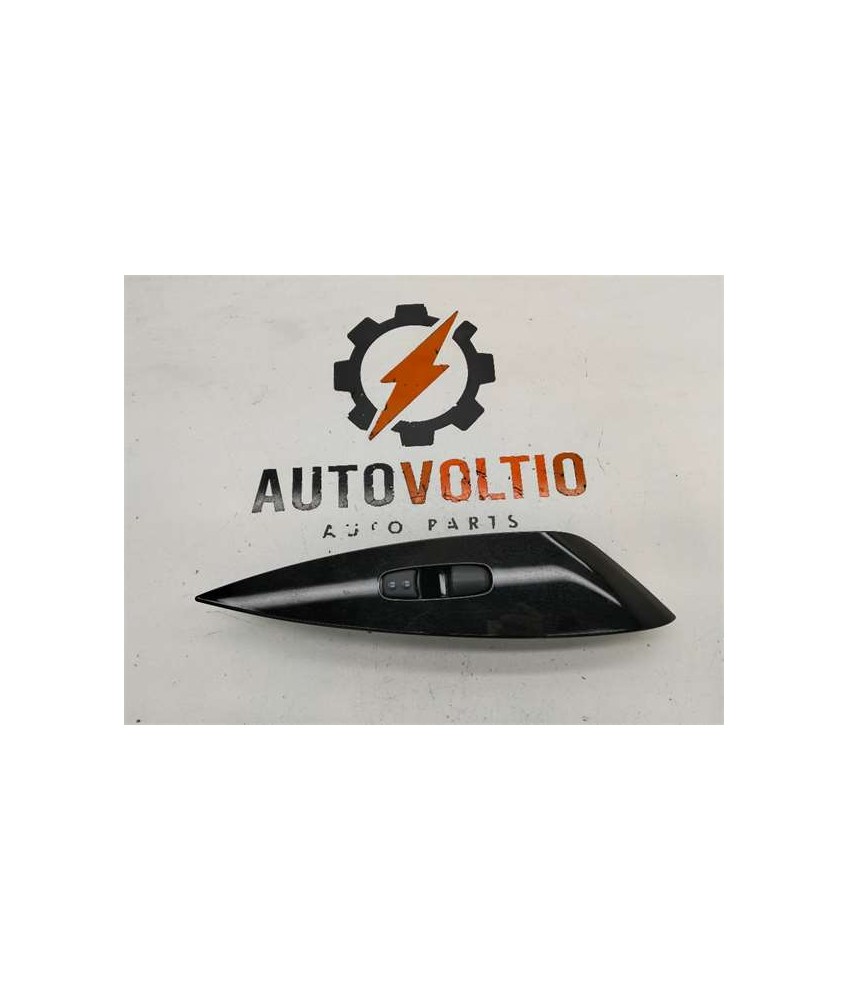 MANDO ELEVALUNAS DELANTERO IZQUIERDO