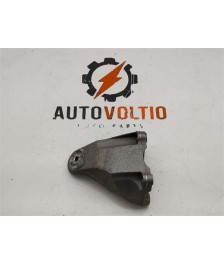 Soporte izquierdo motor