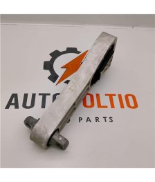 Soporte delantero derecho motor