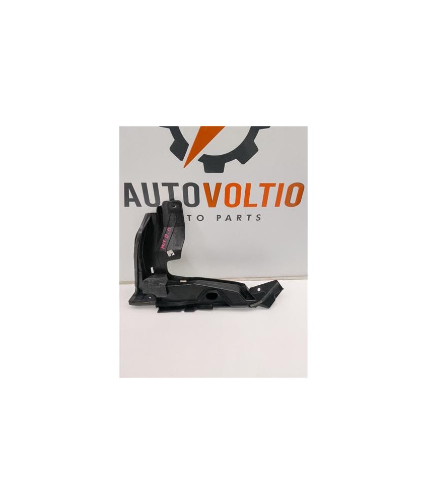 Soporte derecho paragolpes delantero