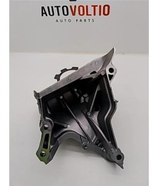 Soporte delantero derecho motor