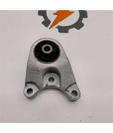 Soporte delantero izquierdo motor