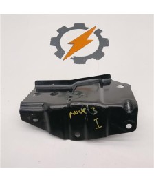Soporte derecho paragolpes delantero