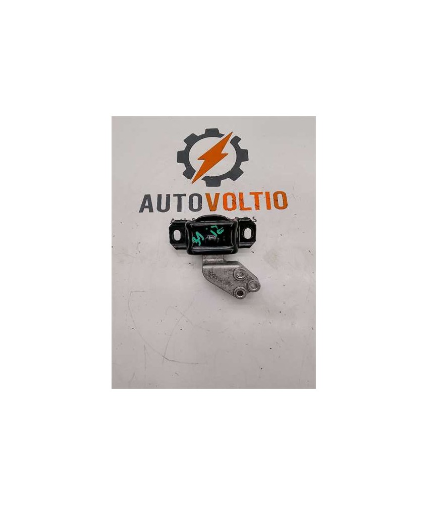 Soporte delantero izquierdo motor