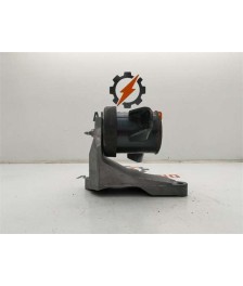 Soporte delantero derecho motor
