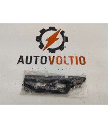 Soporte derecho paragolpes delantero