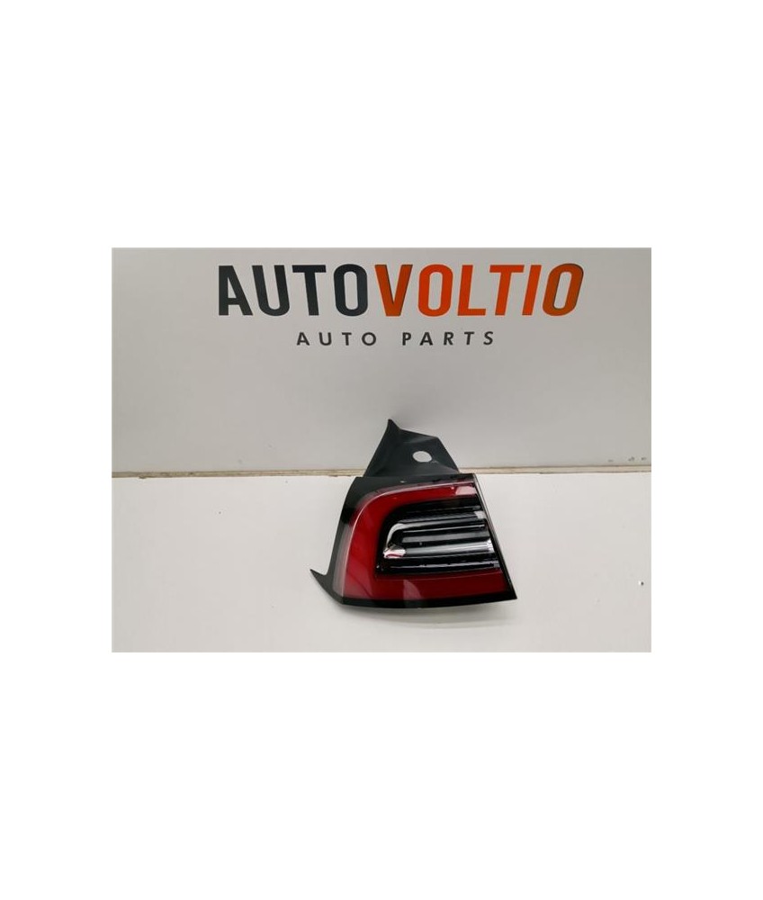 Piloto Trasero Izquierdo