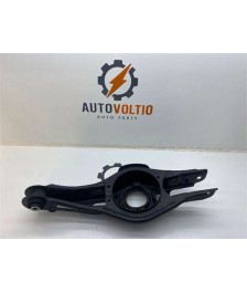 Brazo Inferior Trasero Derecho